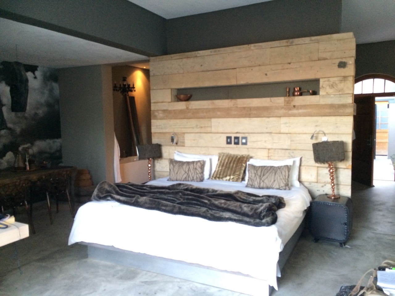 [16492] 2016_06_26_11_50_25_Africa_iPhone_5s_IMG__00647.jpg