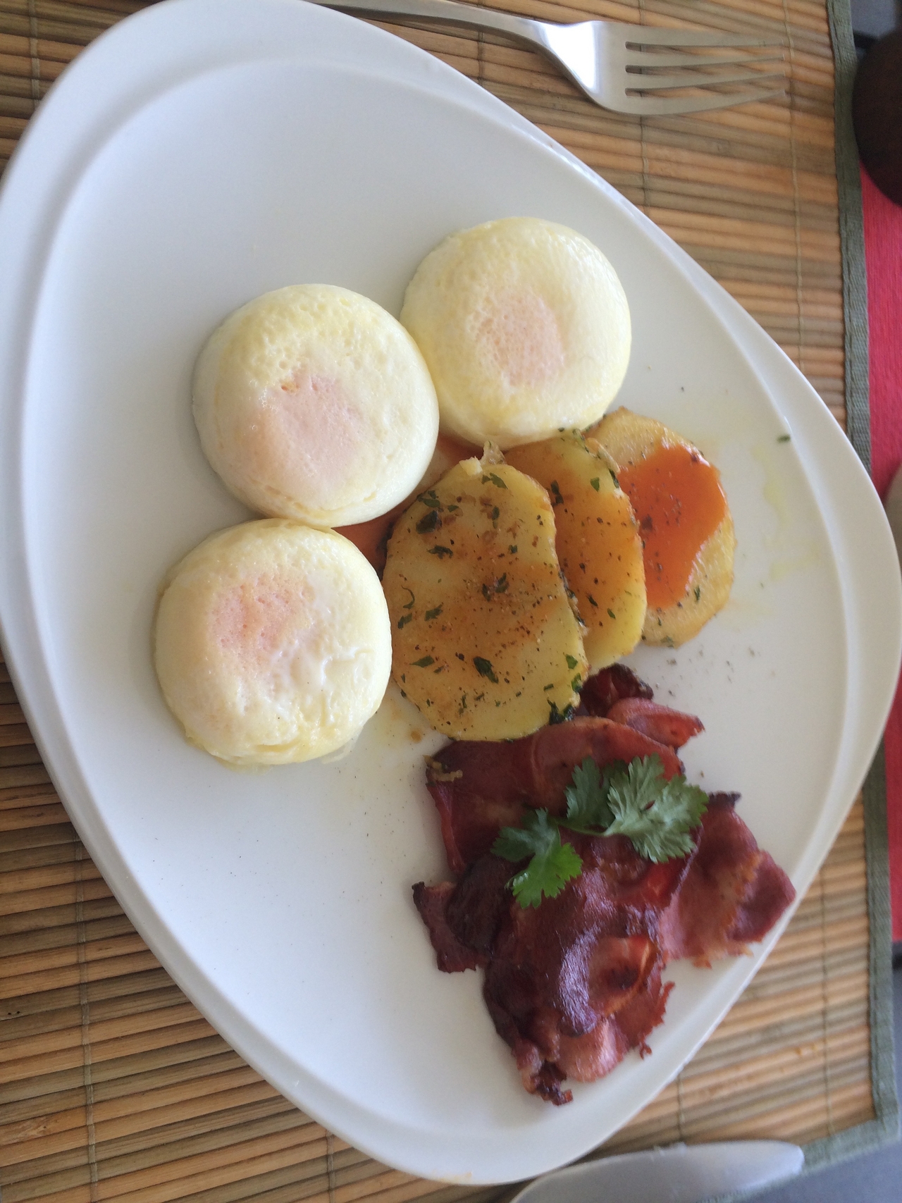 [32810] 2016_07_04_03_42_10_Africa_iPhone_5s_IMG__06503.jpg