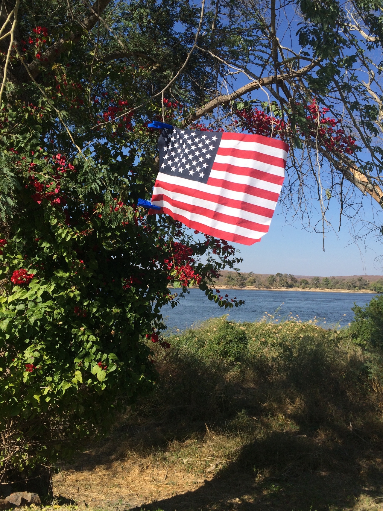 [32815] 2016_07_04_04_01_02_Africa_iPhone_5s_IMG__00892.jpg