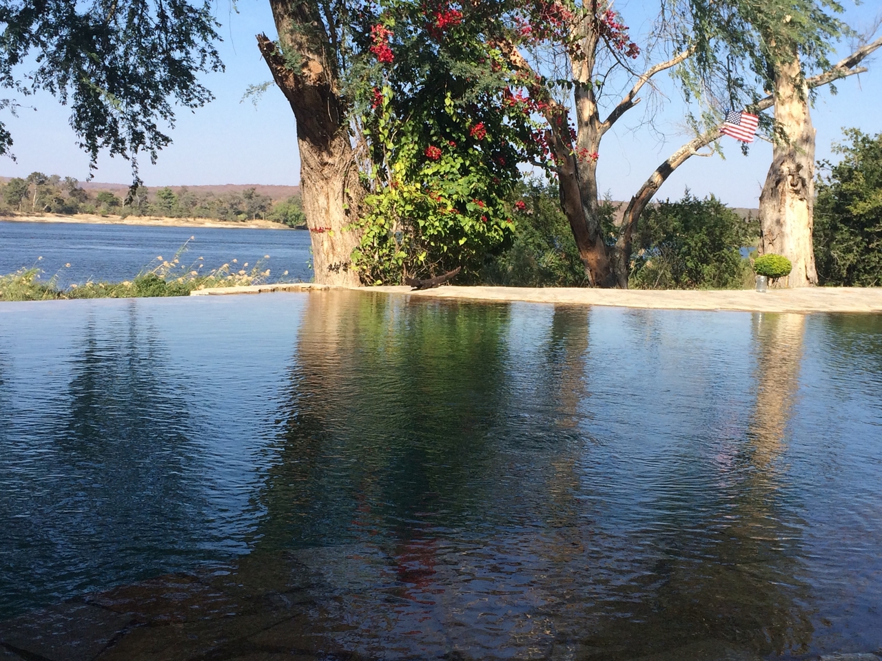 [32819] 2016_07_04_04_02_01_Africa_iPhone_5s_IMG__00894.jpg