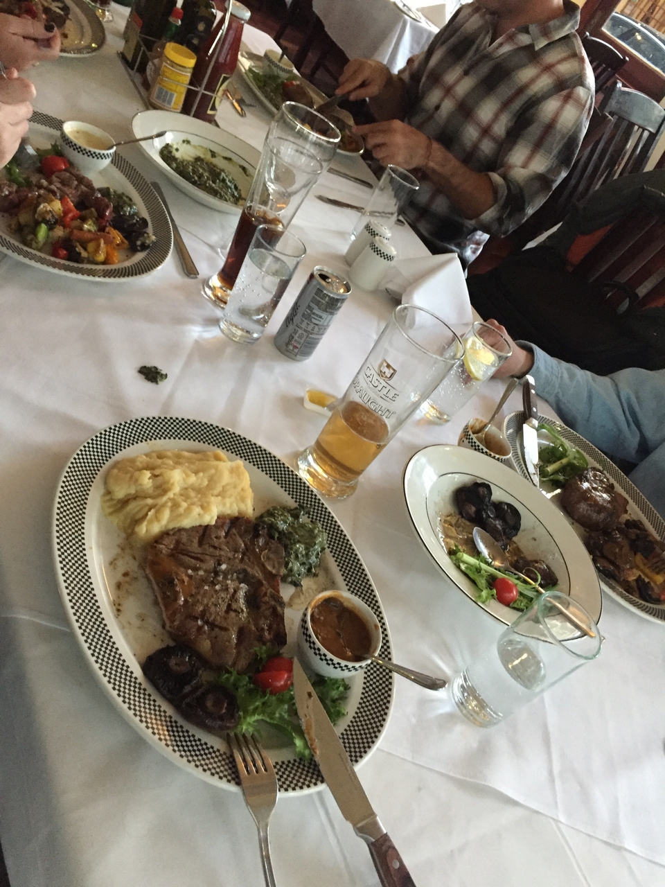 [204] 2016_06_20_17_10_26_Africa_iPhone_6_IMG_7509_00112.jpg