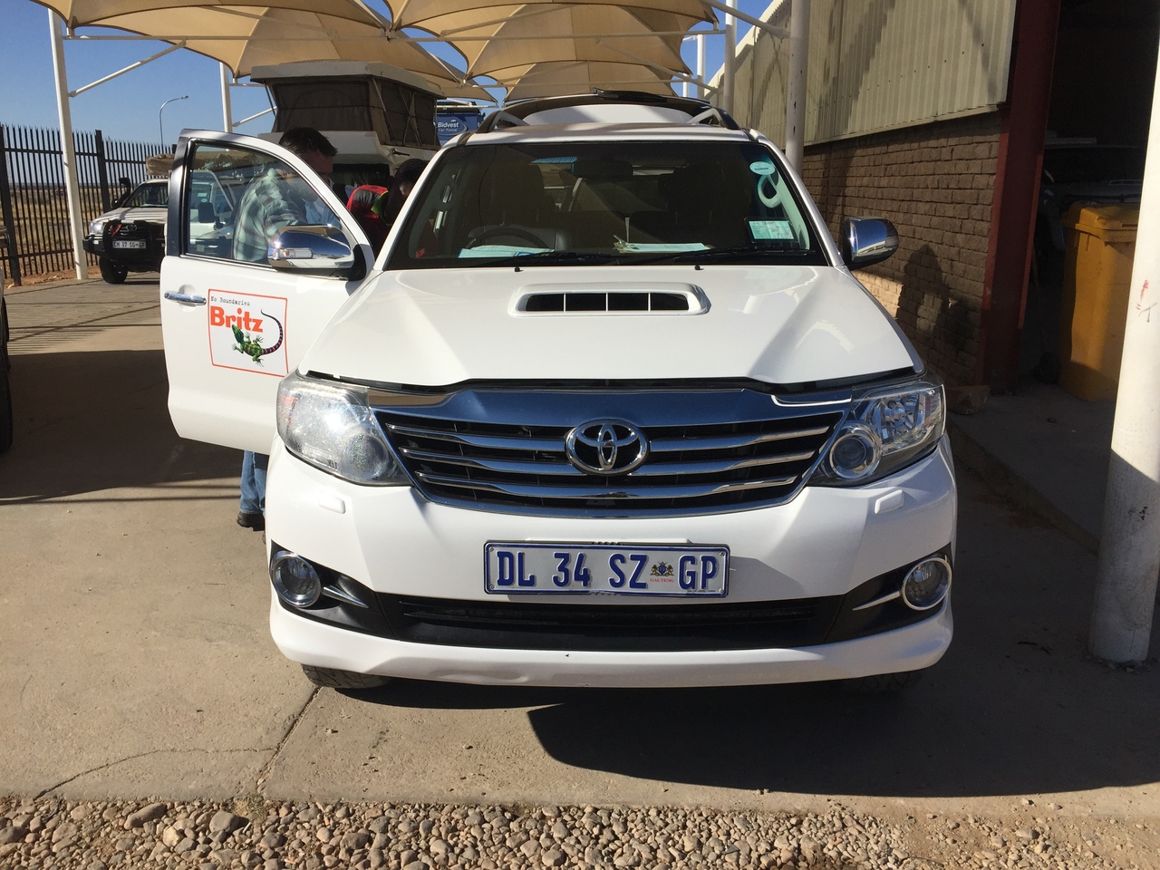 [290] 2016_06_21_14_32_18_Africa_iPhone_6_IMG_7526_02467.jpg