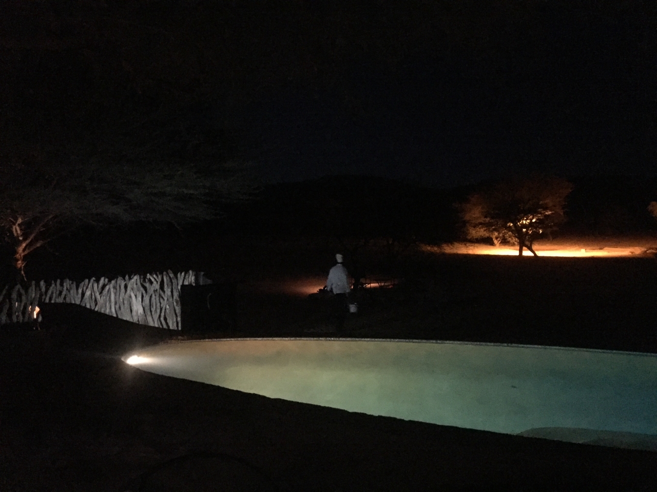 [417] 2016_06_21_21_08_46_Africa_iPhone_6_IMG_7562_00159.jpg