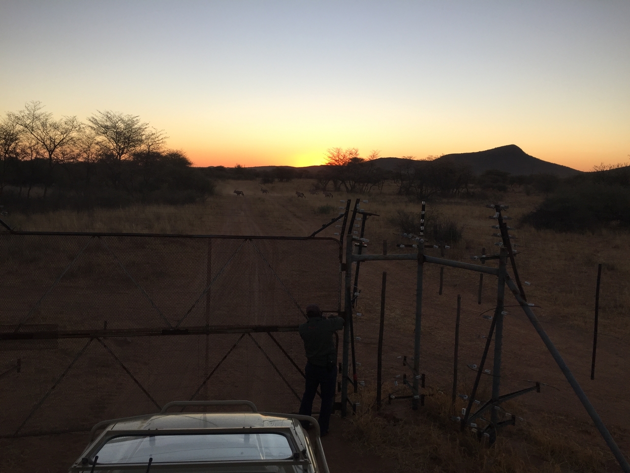 [3688] 2016_06_22_17_21_58_Africa_iPhone_6_IMG_7744_00334.jpg