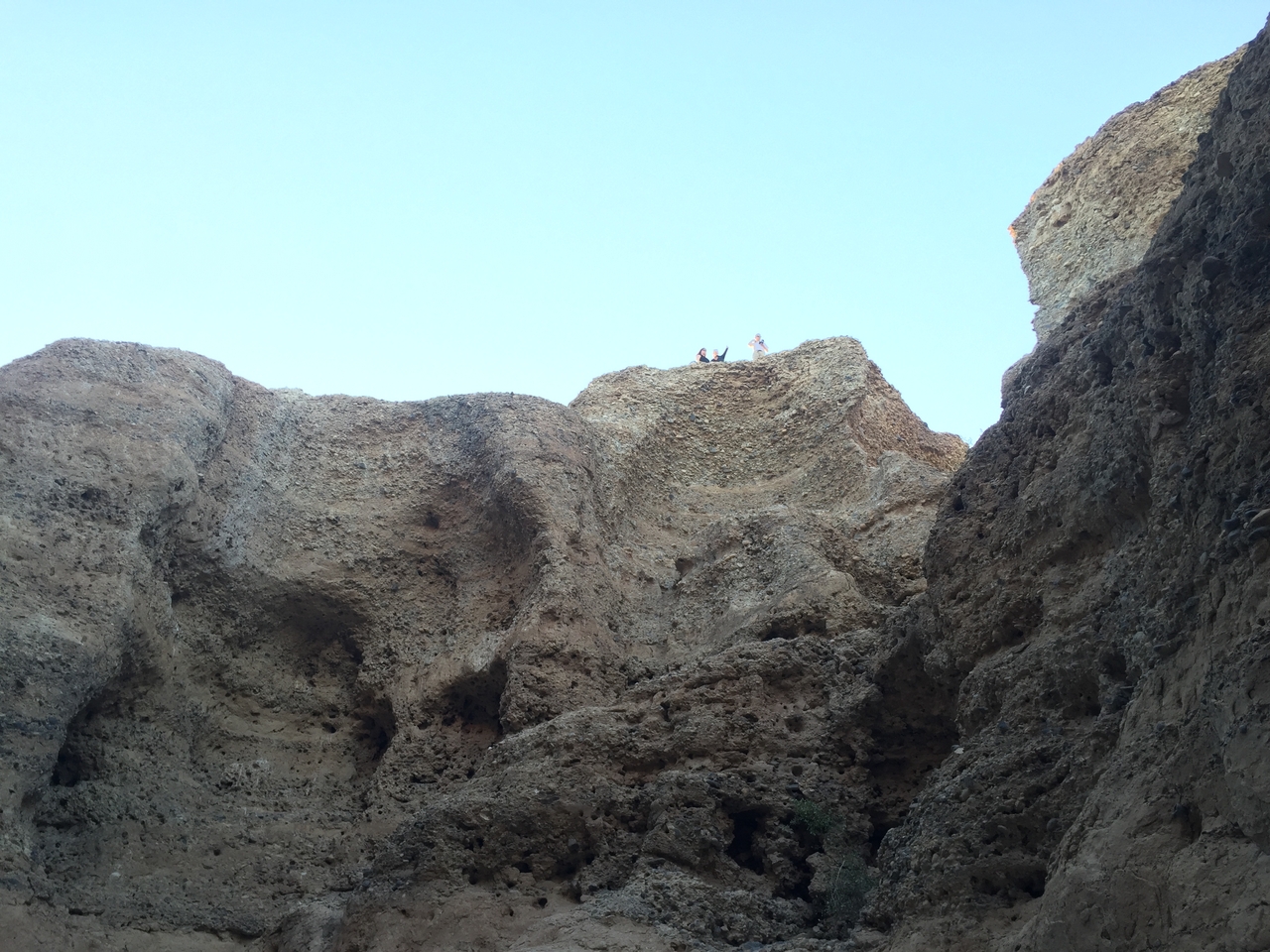 [14231] 2016_06_24_16_53_48_Africa_iPhone_6_IMG_8119_00110.jpg