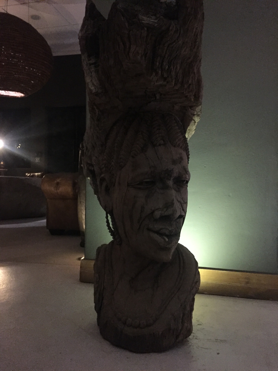 [16693] 2016_06_26_20_37_21_Africa_iPhone_6_IMG_8395_00355.jpg