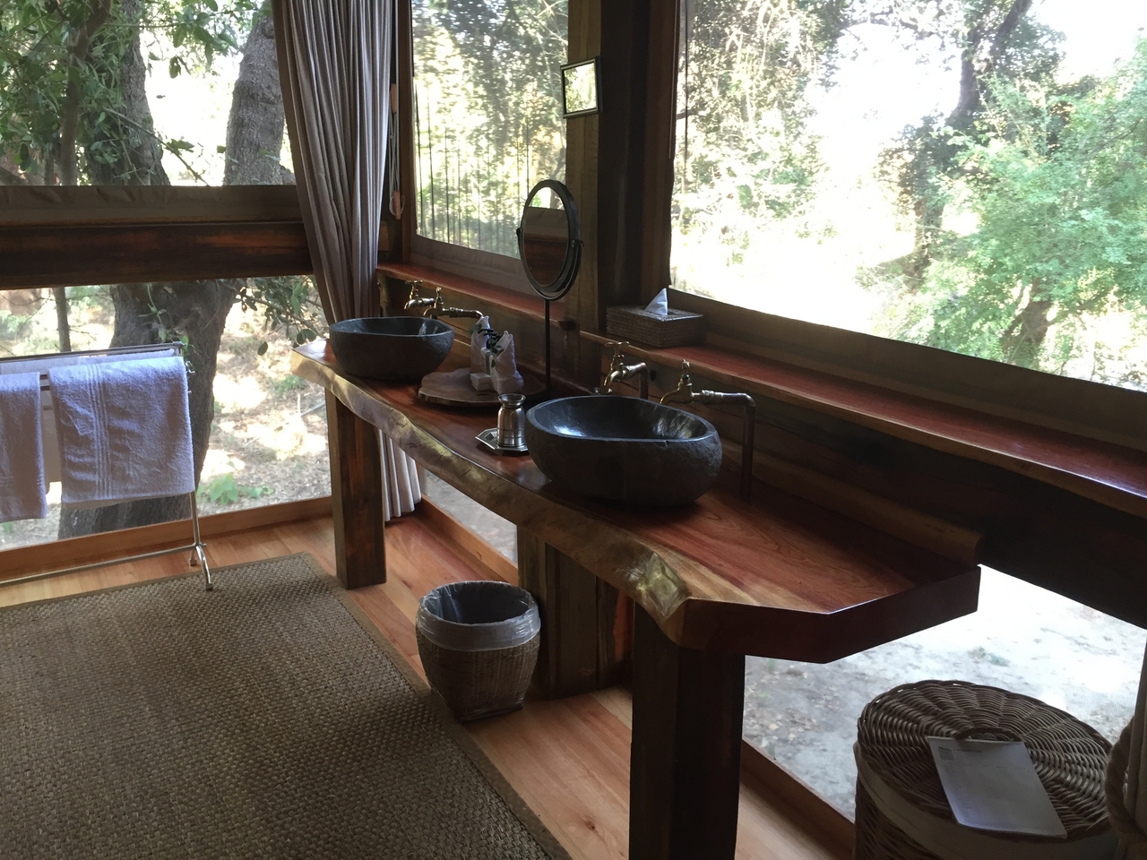 [27054] 2016_07_01_13_57_54_Africa_iPhone_6_IMG_8650_03508.jpg