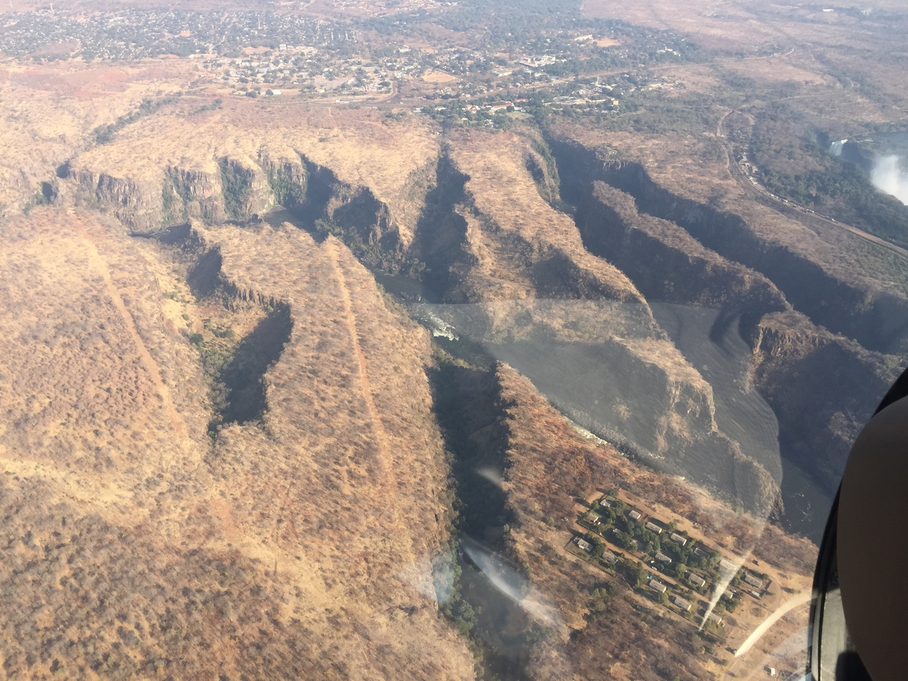 [31412] 2016_07_03_08_42_19_Africa_iPhone_6_IMG_8813_03650.jpg