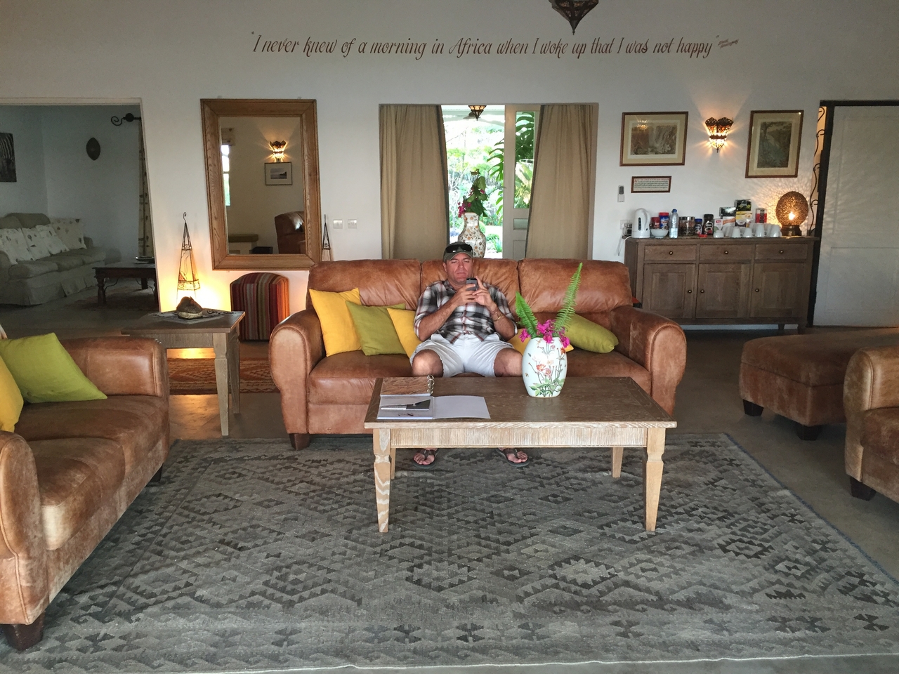 [32716] 2016_07_03_17_07_35_Africa_iPhone_6_IMG_8947_01419.jpg