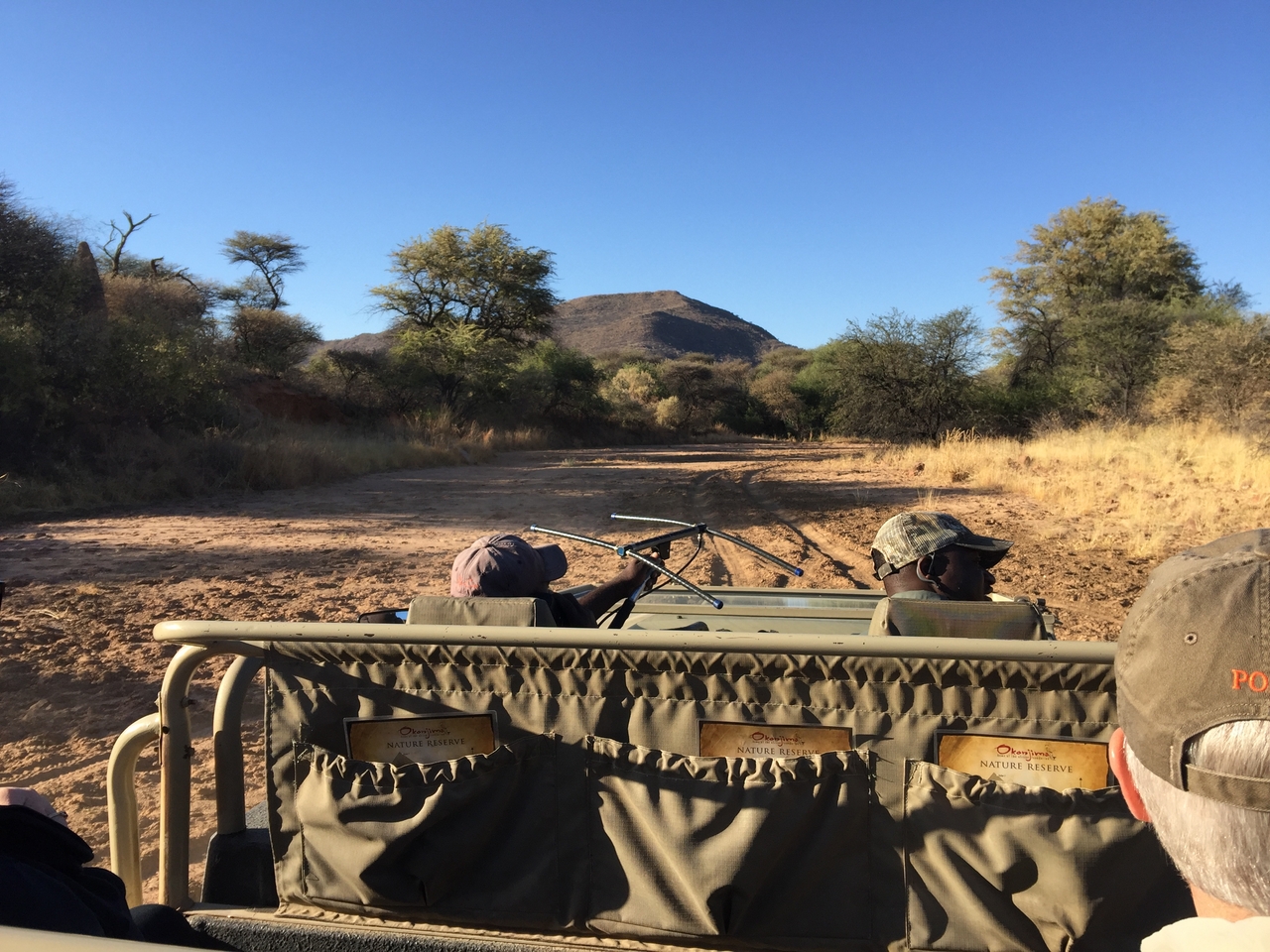 [3569] 2016_06_22_15_54_03_Africa_iPhone_6_Plus_IMG_3469_06734.jpg