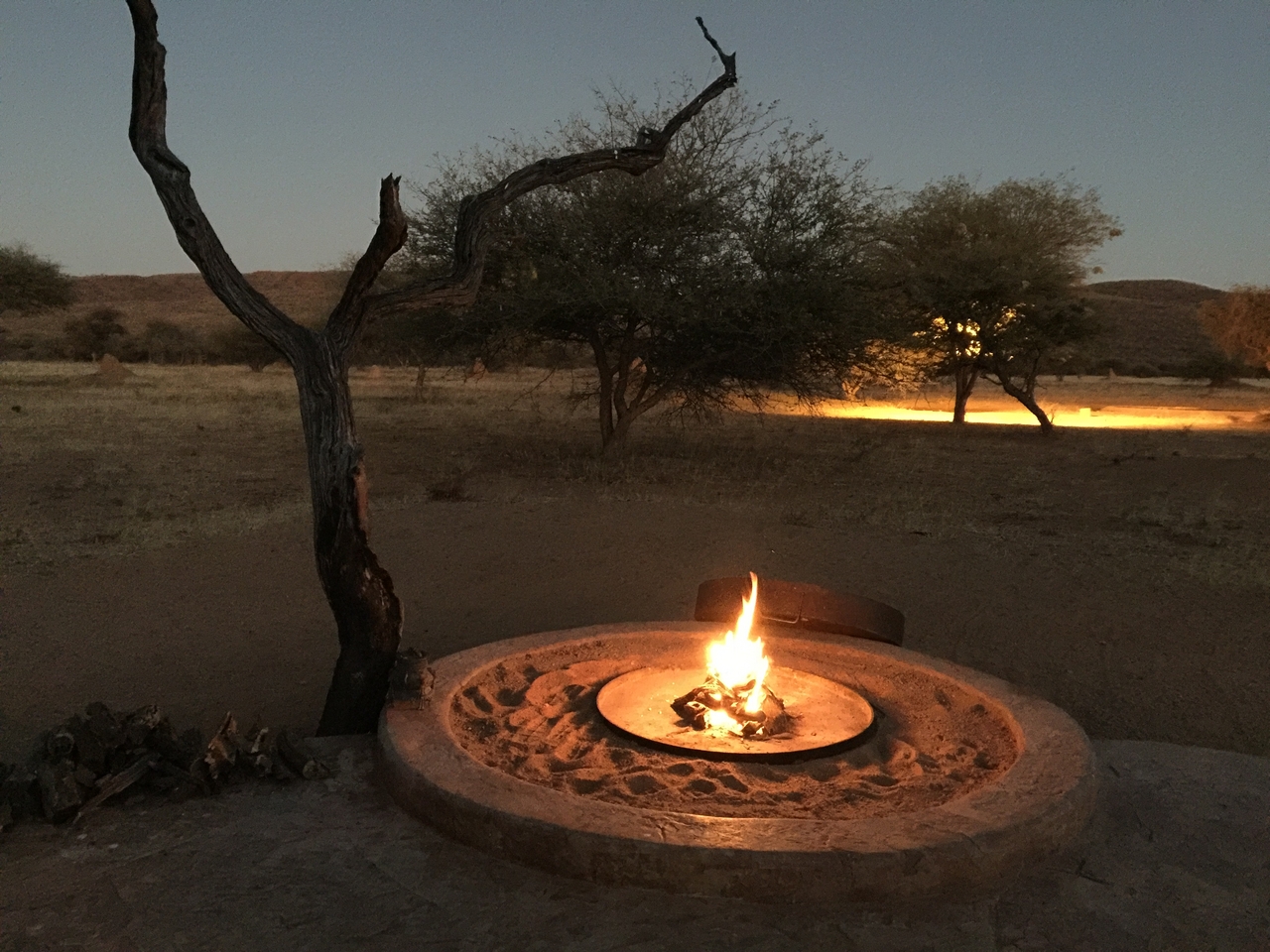 [3732] 2016_06_22_17_47_42_Africa_iPhone_6_Plus_IMG_3490_00157.jpg