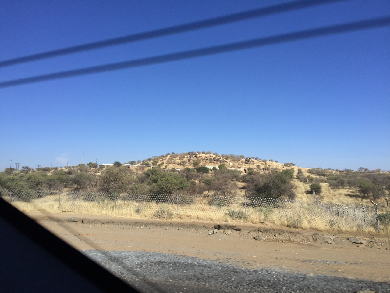 [13784] 2016_06_24_09_26_38_Africa_iPhone_6_Plus_IMG_3570_06793.jpg