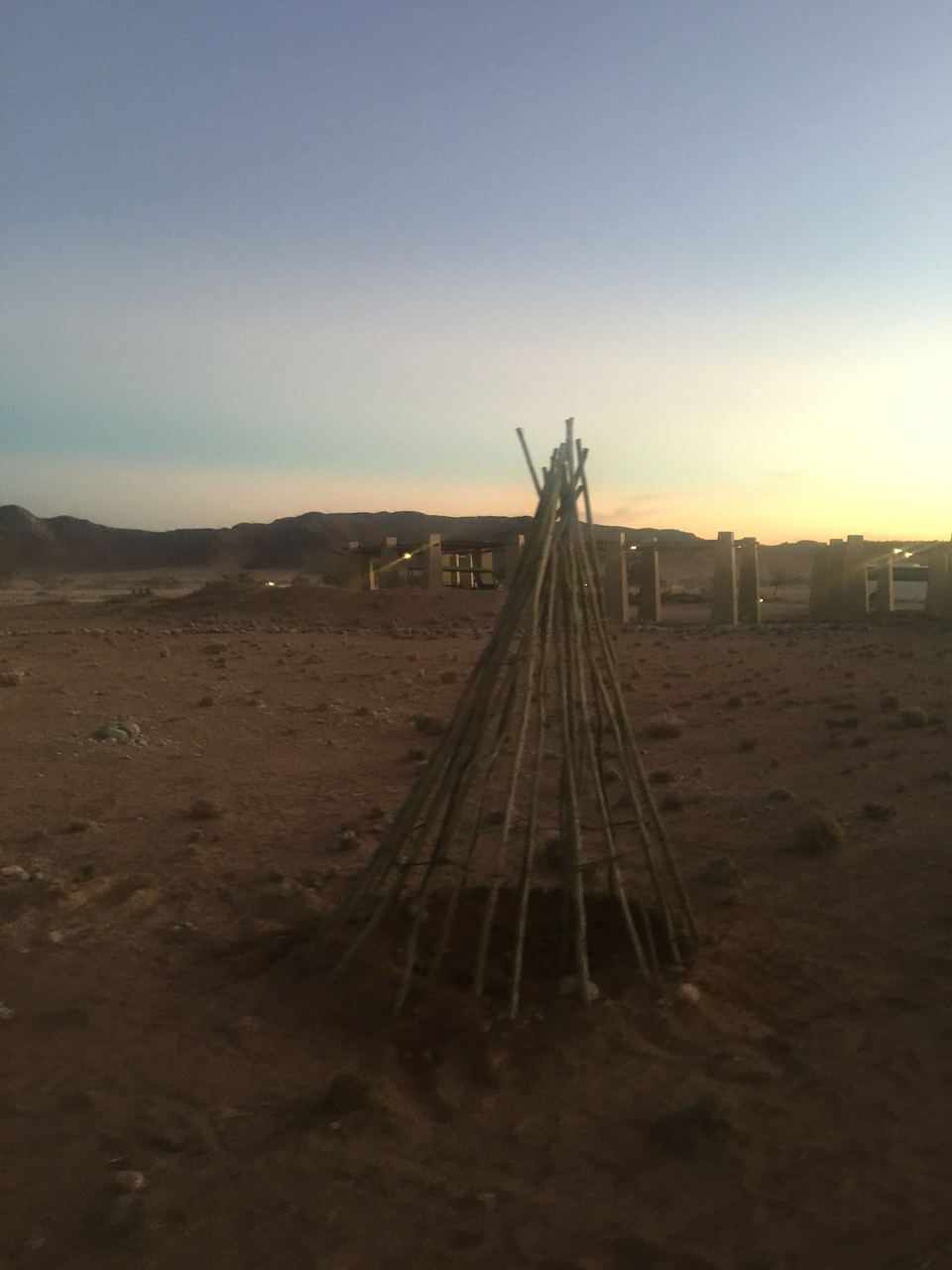 [14334] 2016_06_24_17_32_42_Africa_iPhone_6_Plus_IMG_3644_06845.jpg