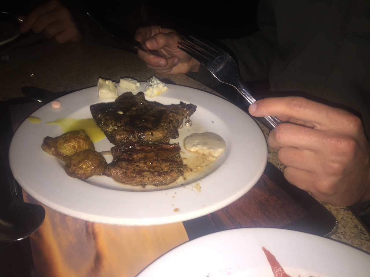 [14360] 2016_06_24_18_27_21_Africa_iPhone_6_Plus_IMG_3653_00267.jpg