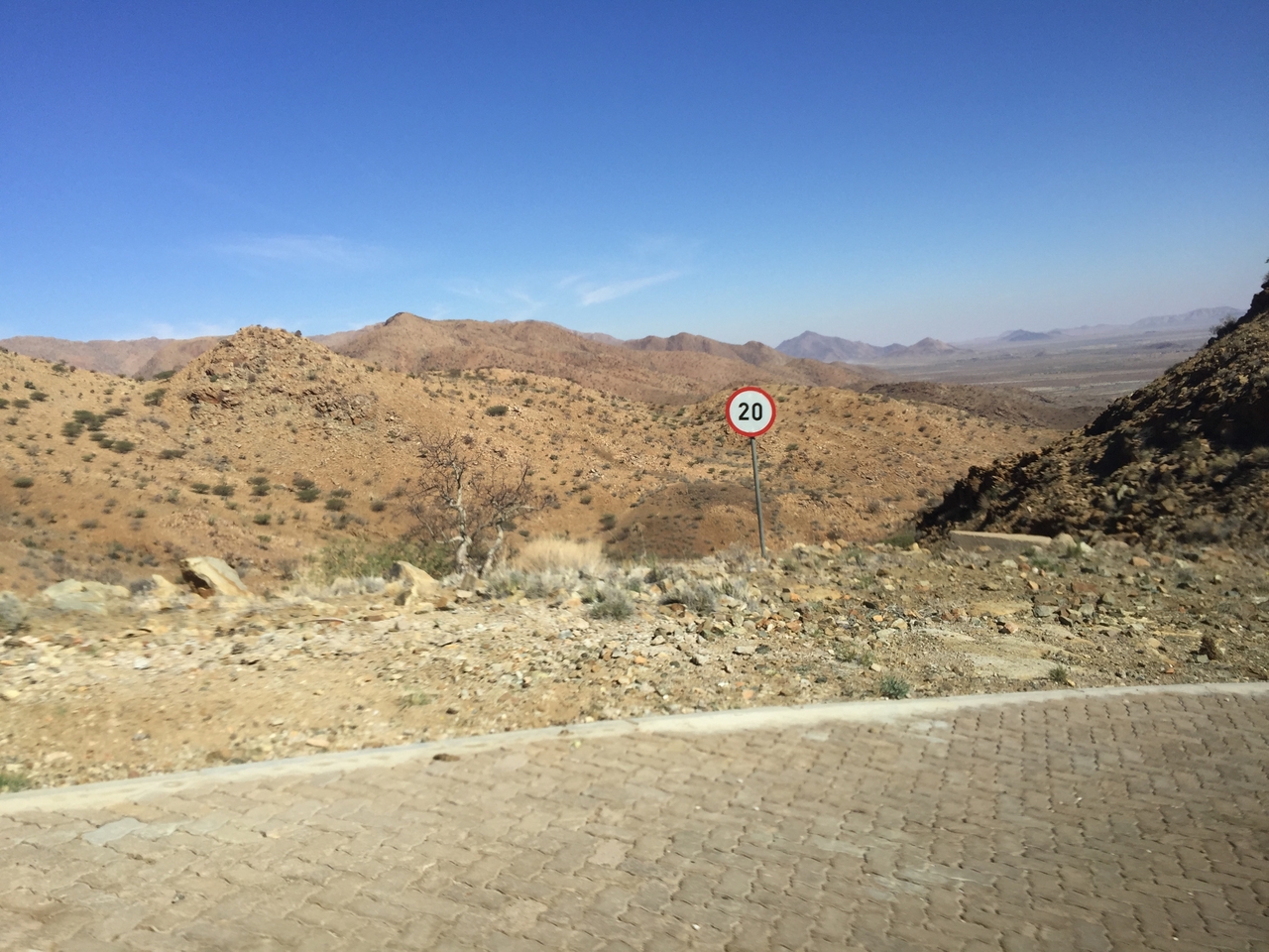 [16500] 2016_06_26_11_52_02_Africa_iPhone_6_Plus_IMG_3707_06898.jpg