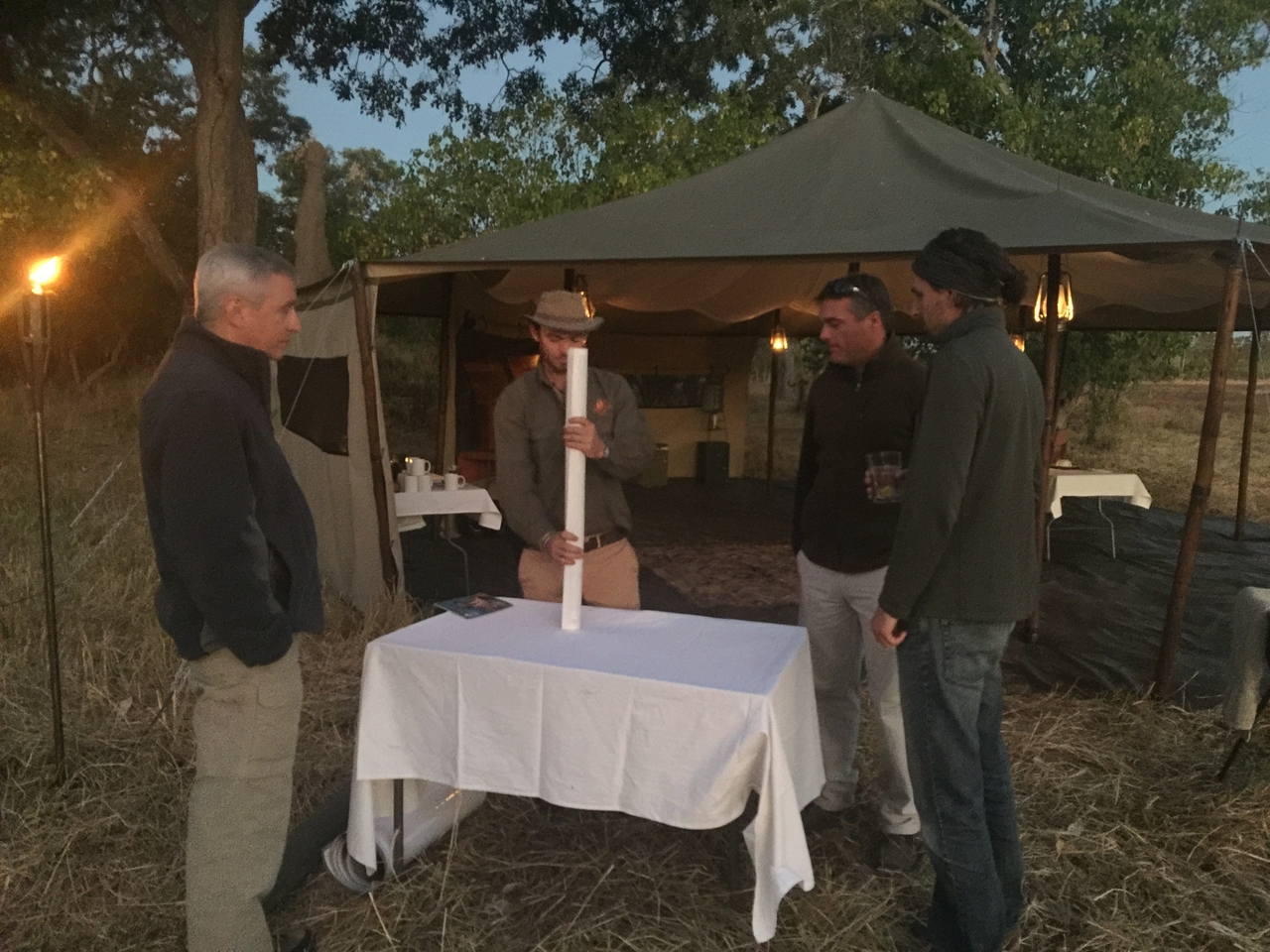 [17321] 2016_06_27_17_18_18_Africa_iPhone_6_Plus_IMG_3771_06949.jpg